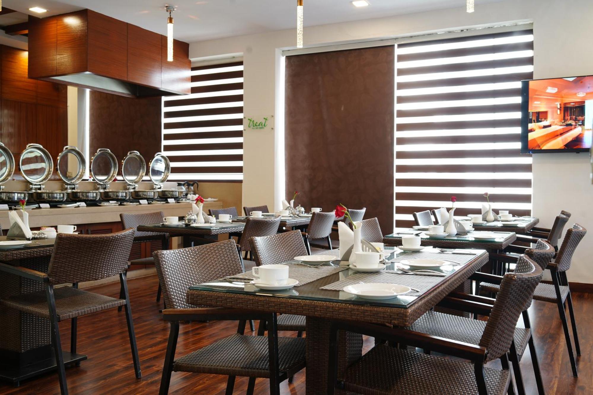 Zip By Spree Hotels Delhi Greater Kailash Nowe Delhi Zewnętrze zdjęcie