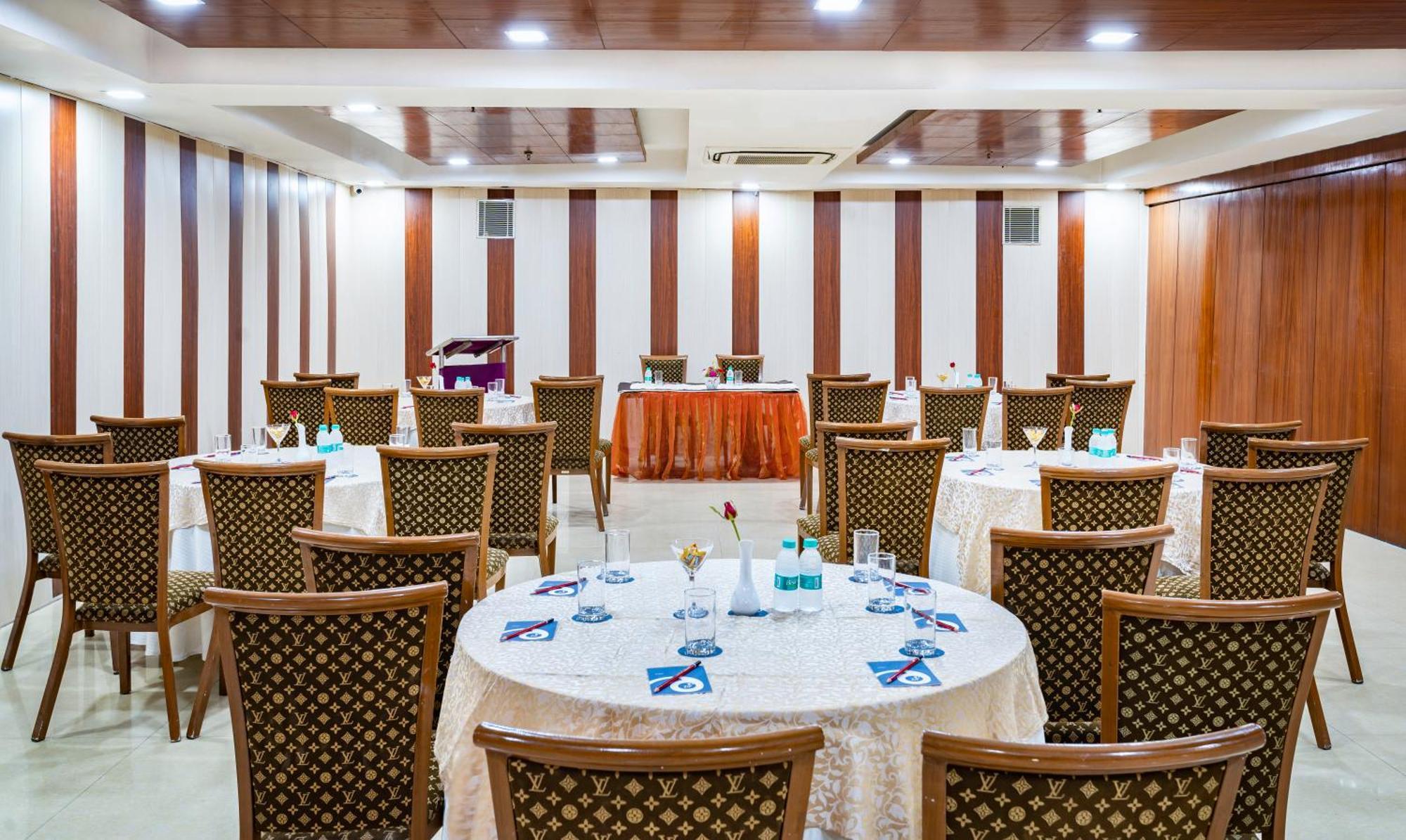 Zip By Spree Hotels Delhi Greater Kailash Nowe Delhi Zewnętrze zdjęcie